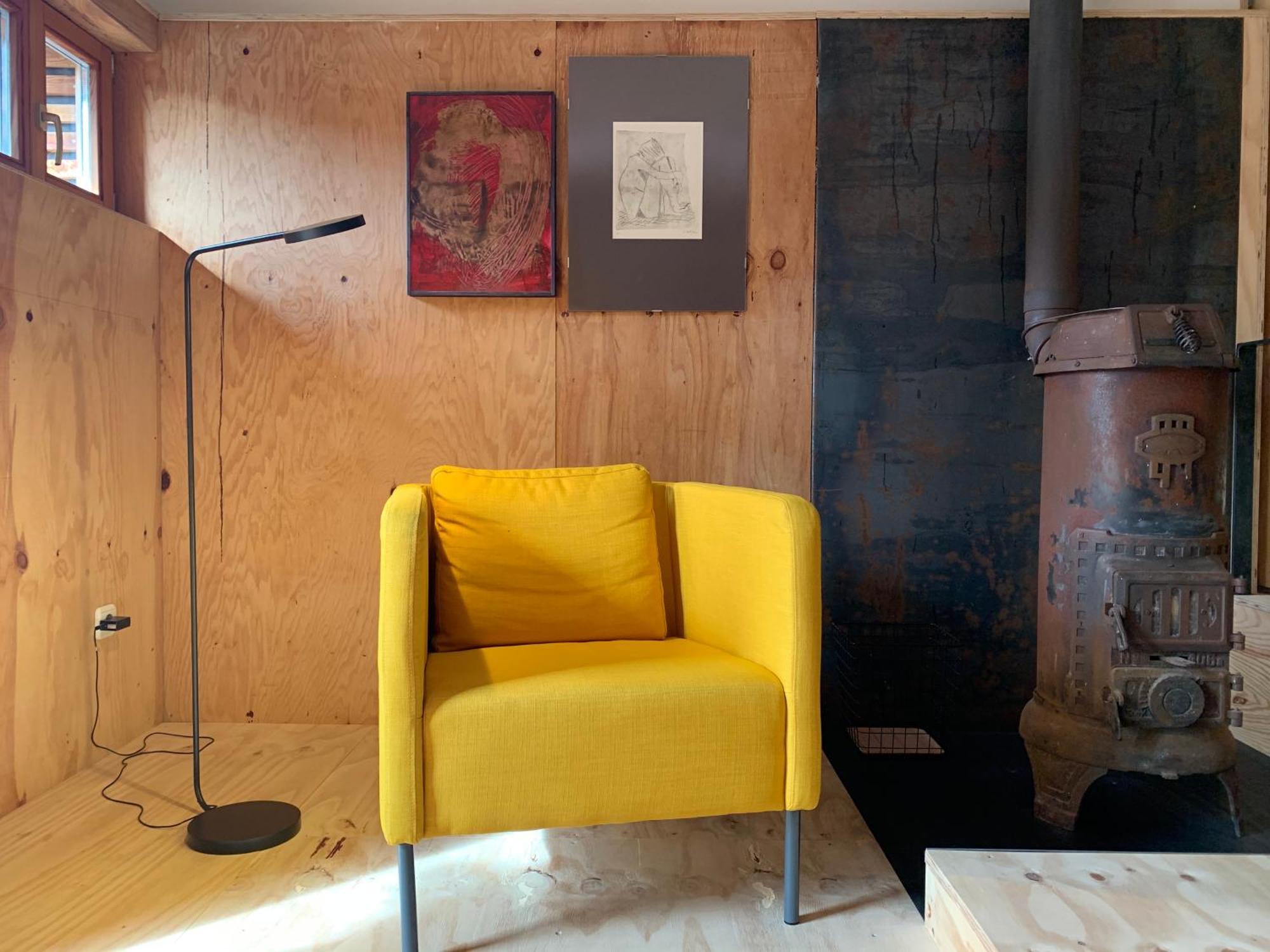 Kuenstlerzimmer *